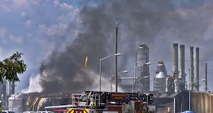 marathon refinery fire